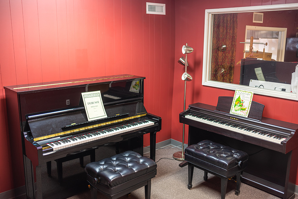 portland-piano-lessons-piano-room-at-michelles-piano-in-portland-or-pic3