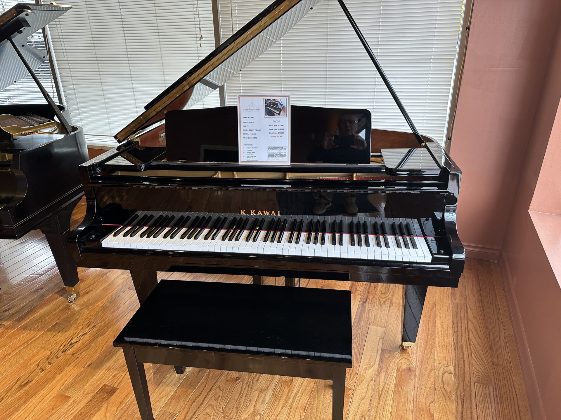 265F8106-6ED5-487B-A2E1-2C409AF6D5FF