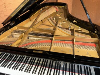 Samick SG275 Concert Grand Piano