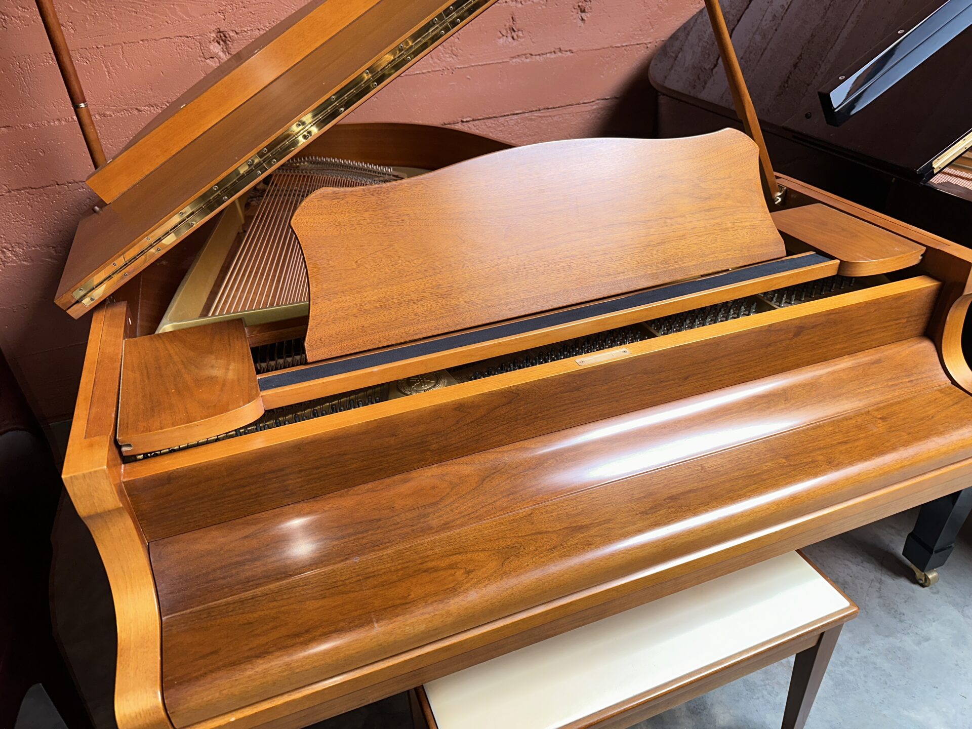 Yamaha G2 Baby Grand Piano - Image 8
